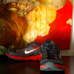 Nike  Black and Red Running Shoes